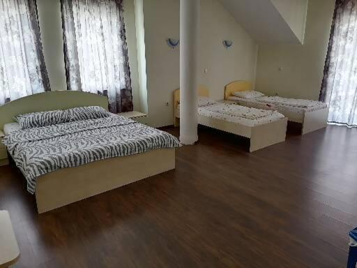 CentrRooms-DS Struga Buitenkant foto